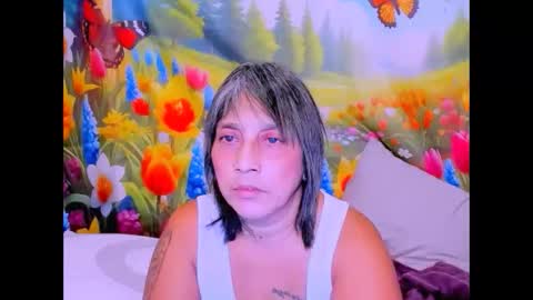 indianroxy27 online show from April 3, 11:47 pm