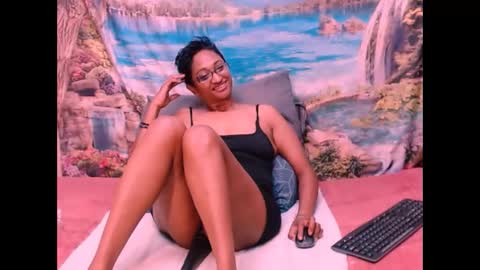 Shreya online show from December 11, 6:42 pm