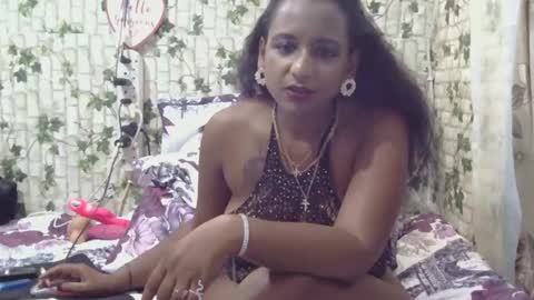 Snapshot of indiantina01 chatting on February 25, 6:33 pm tina online show from February 25, 6:33 pm