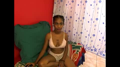 indianvixen07 online show from February 22, 4:08 pm