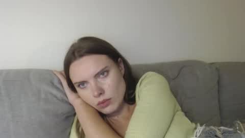 Sweet girl online show from October 24, 8:38 pm