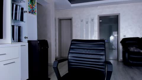 Ingrid online show from February 8, 8:42 am