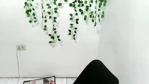 Jean online show from October 28, 8:35 pm