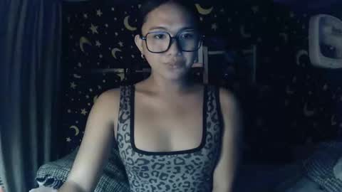 MAXINE online show from December 1, 2:20 pm