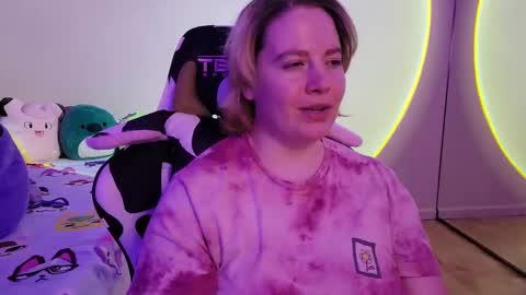 Faye online show from January 21, 2:26 pm