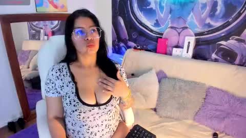 Irene Casas online show from February 5, 11:30 pm