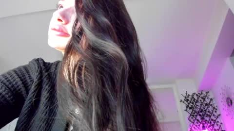 Snapshot of irenevon chatting on February 19, 6:00 am Ir s room online show from February 19, 6:00 am