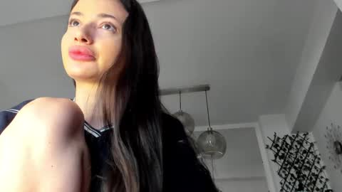 Snapshot of irenevon chatting on March 12, 5:35 am Ir s room online show from March 12, 5:35 am