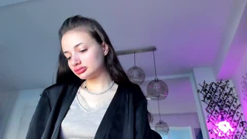 Snapshot of irenevon chatting on March 7, 5:29 am Ir s room online show from March 7, 5:29 am