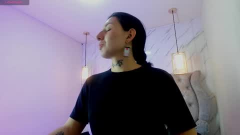 Snapshot of iris_77 chatting on October 5, 7:08 pm iris_77 online show from October 5, 7:08 pm