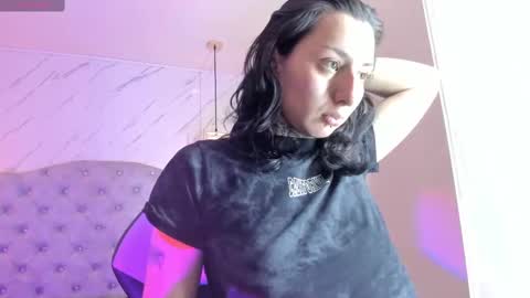 Snapshot of iris_77 chatting on October 2, 6:57 pm iris_77 online show from October 2, 6:57 pm