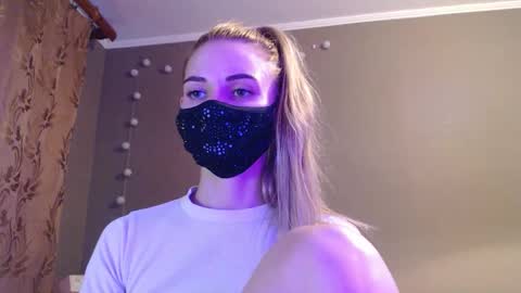 Lily online show from September 15, 4:14 pm