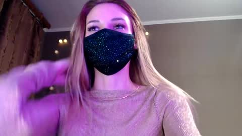Lily online show from May 8, 5:49 pm