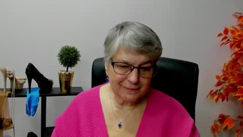 Snapshot of iris_xdesire chatting on January 24, 7:30 am I R I S online show from January 24, 7:30 am