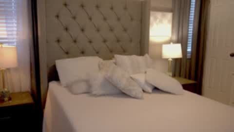 Snapshot of irisrosex chatting on November 1, 8:02 pm Alexandra online show from November 1, 8:02 pm