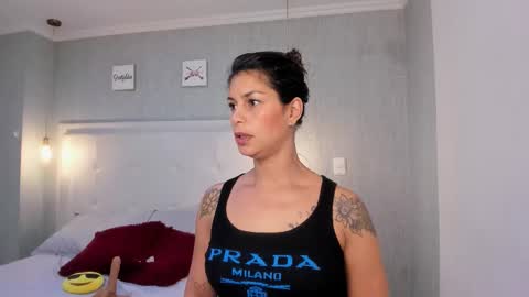 is_a_bell online show from December 15, 2:44 pm