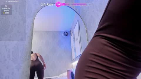    online show from March 30, 10:26 am