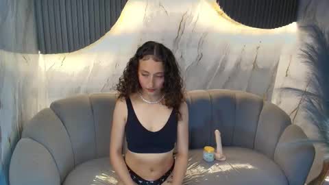 isa_r online show from October 5, 3:33 am