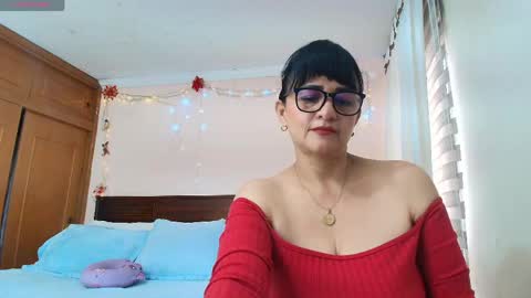 Isabeel Sofia online show from May 31, 6:09 pm