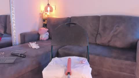 Isabela online show from February 23, 11:58 am