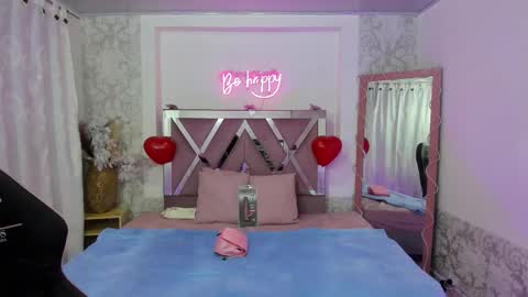 ISABELA  online show from February 20, 11:34 am