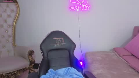 ISABELA  online show from May 27, 11:51 am