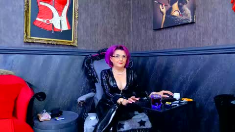 Isabella Conte online show from October 29, 9:06 pm