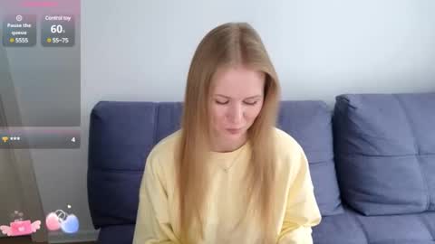 isabelallen online show from March 4, 9:07 am