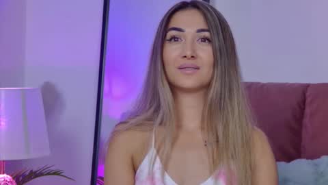 Snapshot of isabelasasha chatting on October 4, 3:27 pm Isa online show from October 4, 3:27 pm