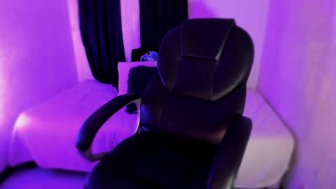 isabella online show from February 26, 2:43 am