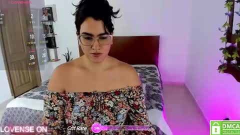 Snapshot of isabella_aristi03 chatting on March 11, 2:42 am isabella_aristi03 online show from March 11, 2:42 am