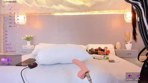 Isa online show from April 19, 4:01 am