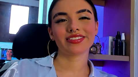 ISABELLA online show from May 30, 7:10 pm