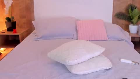 isabella_winkler online show from November 30, 7:07 pm