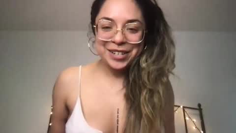 isabellaelizabeth online show from March 30, 10:09 pm