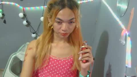 isabellatx online show from February 8, 4:33 pm