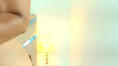 Snapshot of isabellmendez_ chatting on September 26, 7:33 pm IsabellMendez online show from September 26, 7:33 pm
