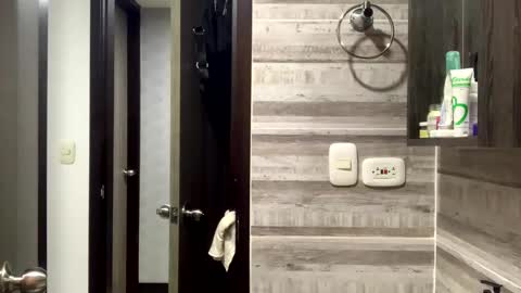 Isa online show from September 14, 1:03 am