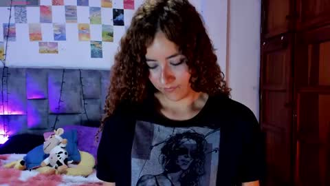 Isabela  online show from April 17, 4:36 am