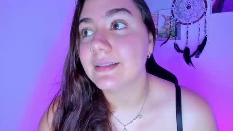 Snapshot of isarhodes_ chatting on October 28, 10:47 pm Isa online show from October 28, 10:47 pm