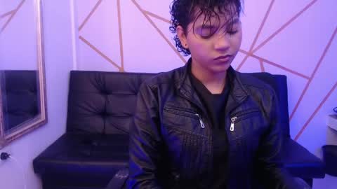 isabela online show from June 10, 3:06 am