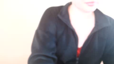 Isla online show from July 11, 7:19 am
