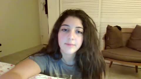 ItalianKitty online show from February 8, 3:32 am