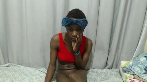 Laynne online show from October 29, 5:01 am