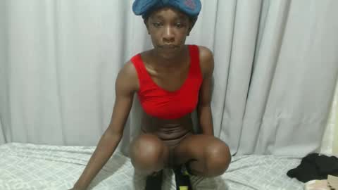 Laynne online show from October 30, 5:10 am