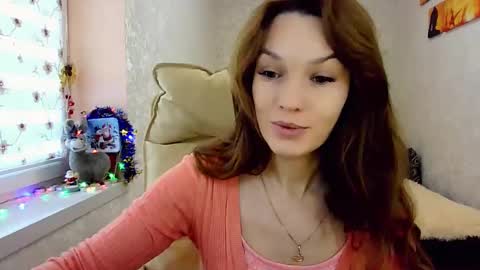 Snapshot of itslunaday chatting on January 13, 9:30 am itslunaday online show from January 13, 9:30 am