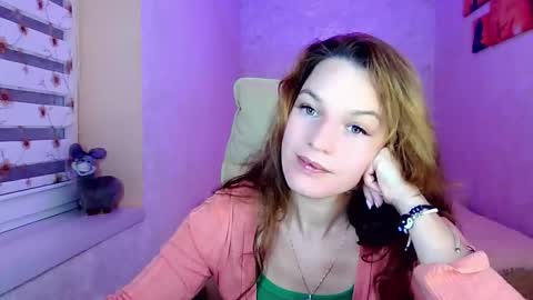 Snapshot of itslunaday chatting on September 29, 5:07 pm itslunaday online show from September 29, 5:07 pm