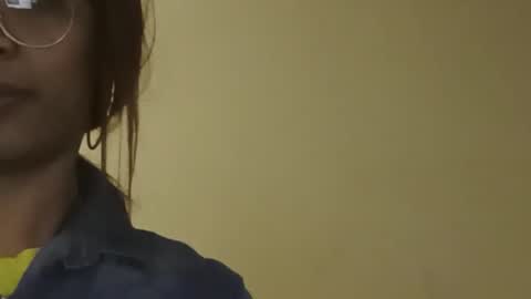 itty_bitty93 online show from February 13, 5:53 am