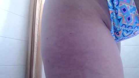 ivonne_collins33 online show from January 12, 8:36 pm