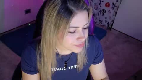 Diana Rojas  online show from October 19, 12:56 am